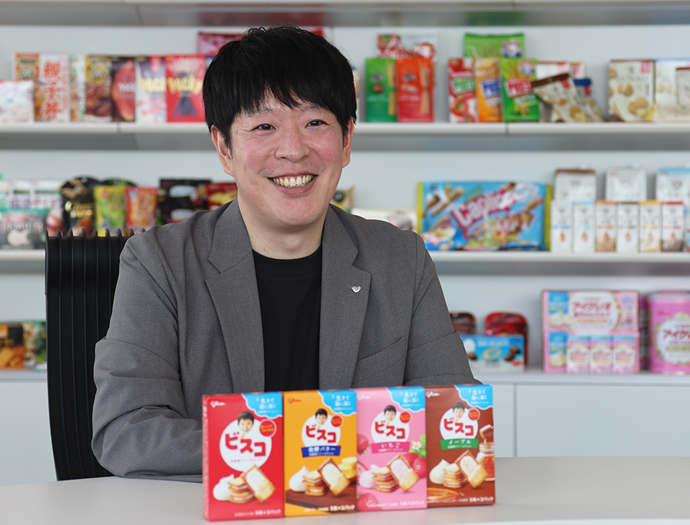 川野氏