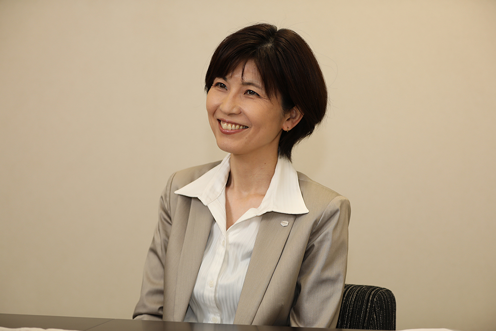 黒川氏
