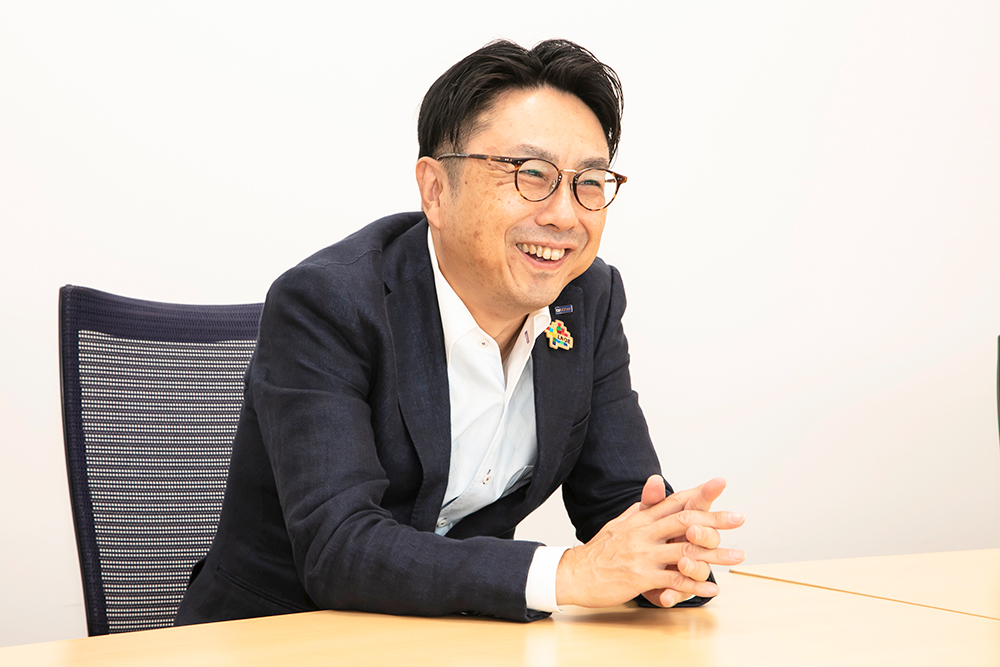 岩田氏